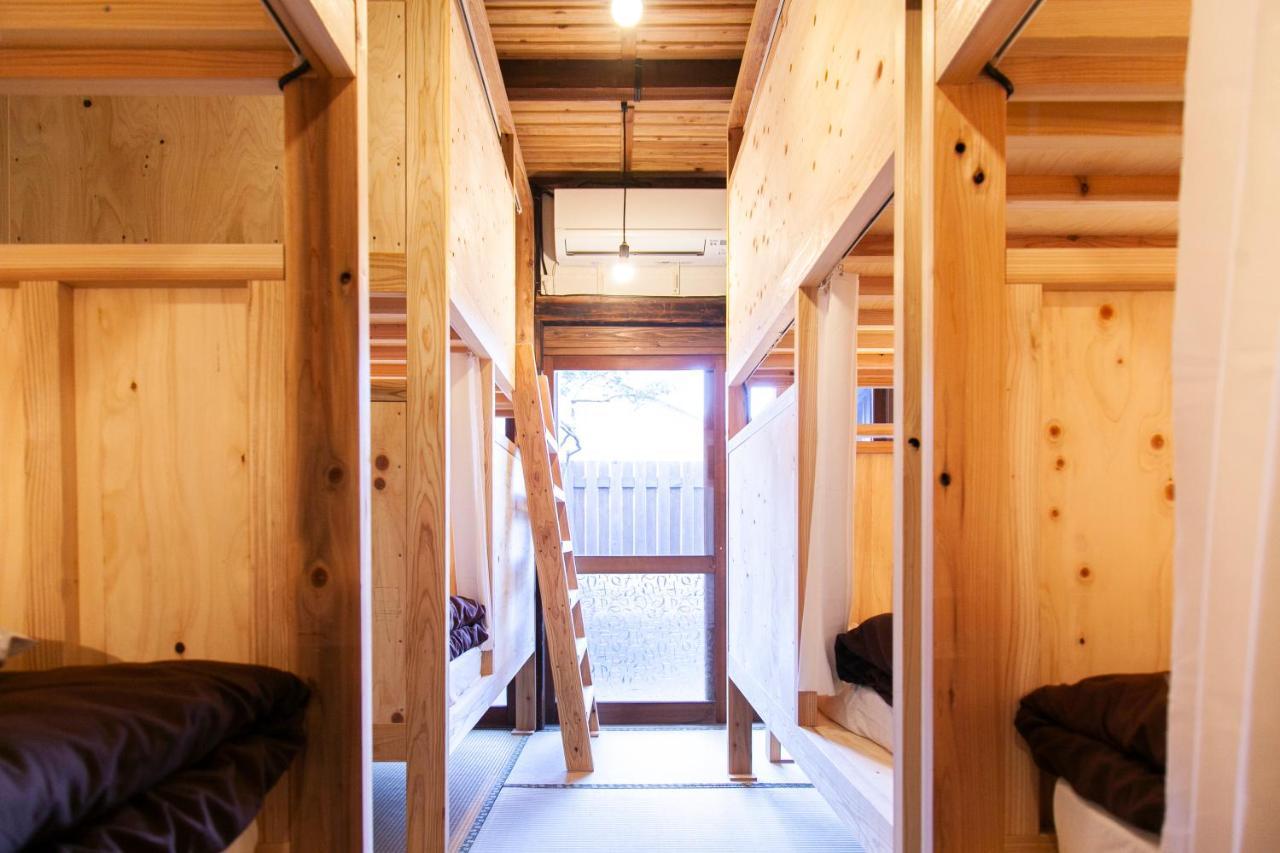 Fukuoka Guesthouse Ship Exterior photo